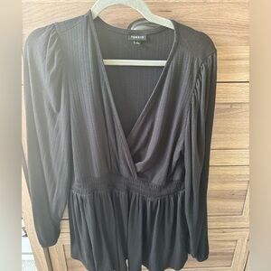 EUC Torrid blouse size 1
